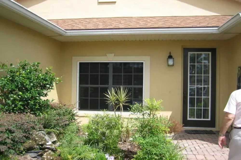 Signs It’s Time to Replace Your Existing Window Screens With Security Screens